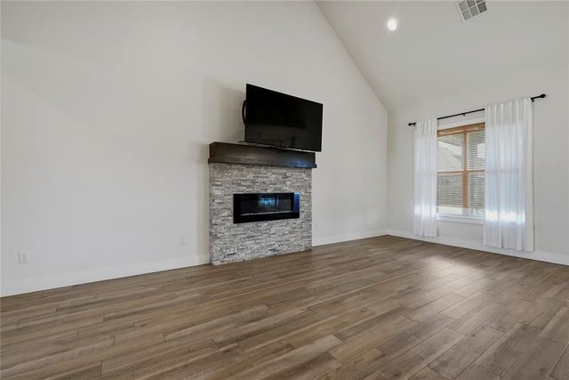 9308 SW 40th Street, Oklahoma City, OK 73179