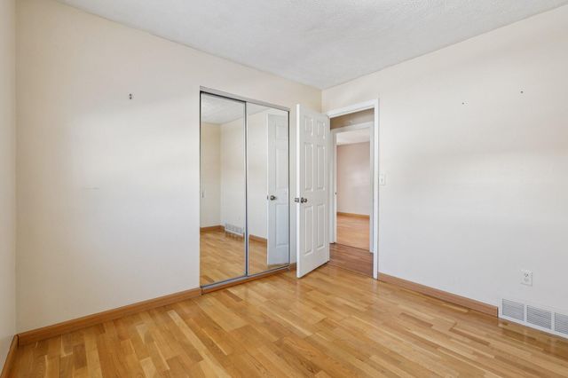 230 Merravay Drive, Florence, KY 41042