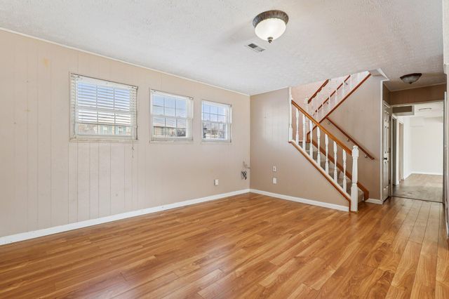 230 Merravay Drive, Florence, KY 41042