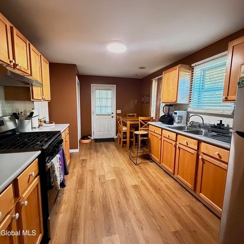 2530 Augustine Avenue 2530, Rotterdam, NY 12306