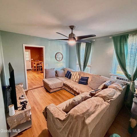 2530 Augustine Avenue 2530, Rotterdam, NY 12306