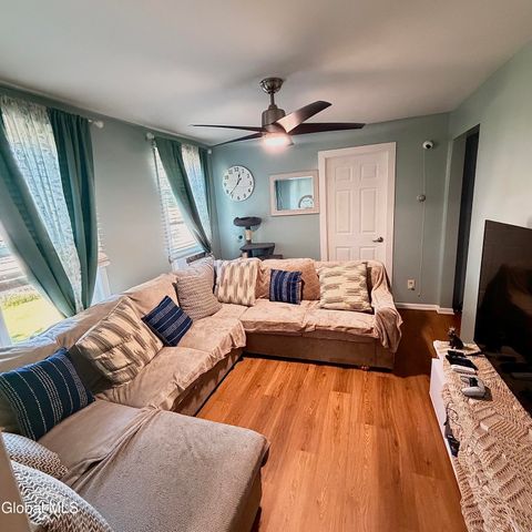 2530 Augustine Avenue 2530, Rotterdam, NY 12306