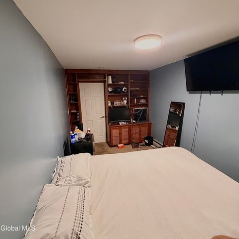2530 Augustine Avenue 2530, Rotterdam, NY 12306