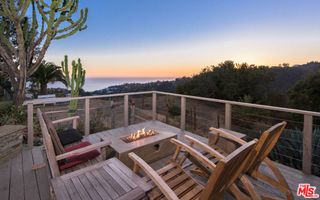 843 Enchanted Way, Pacific Palisades, CA 90272