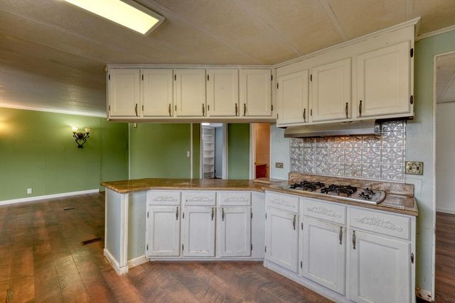 211 Ada Street, Blue Ridge, GA 30513