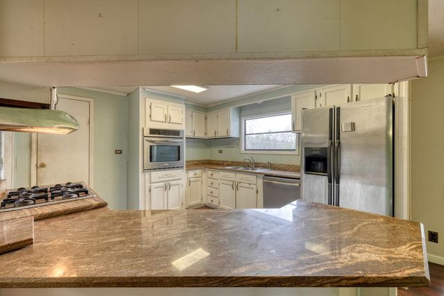 211 Ada Street, Blue Ridge, GA 30513