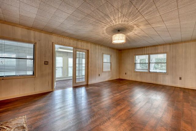 211 Ada Street, Blue Ridge, GA 30513