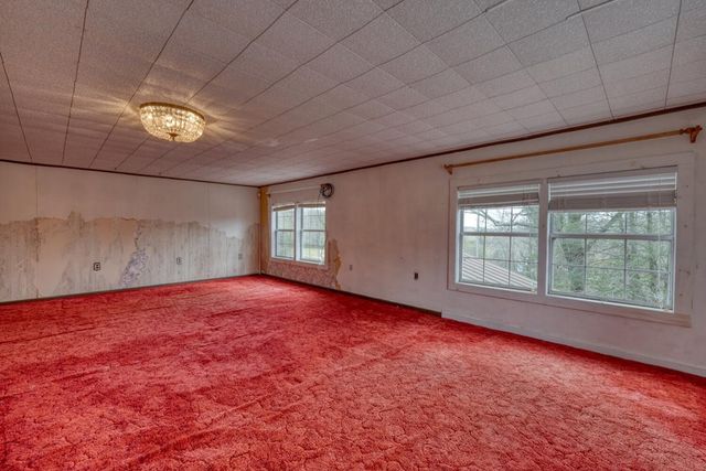 211 Ada Street, Blue Ridge, GA 30513