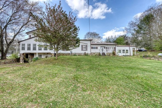 211 Ada Street, Blue Ridge, GA 30513