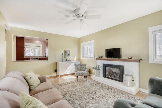 6220 Sandpiper Court, Edina, MN 55436