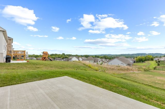 213 John T Alexander Blvd, Hendersonville, TN 37075