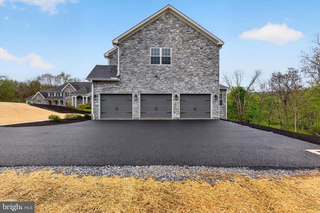 1770 ADELINE DR, Mechanicsburg, PA 17050