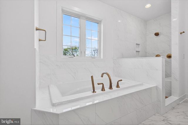 1770 ADELINE DR, Mechanicsburg, PA 17050