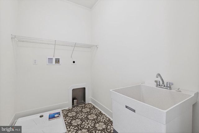 1770 ADELINE DR, Mechanicsburg, PA 17050