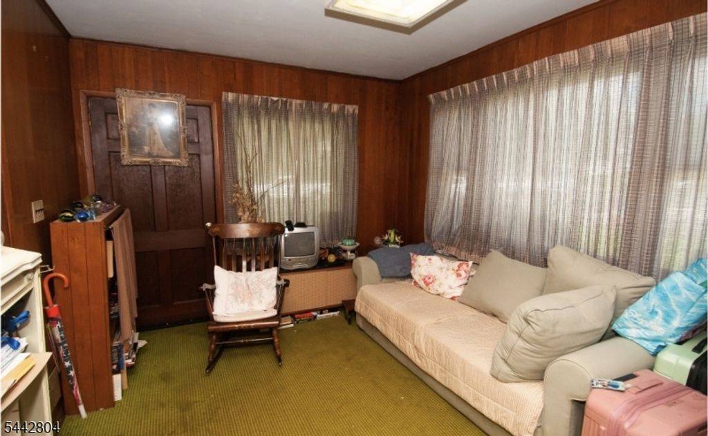 1 Country Club Ln, Elizabeth City, NJ 07208 — photo 5