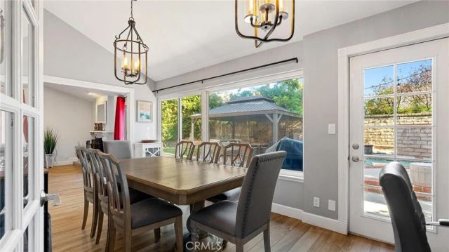 23420 Via Castanet, Valencia, CA 91355