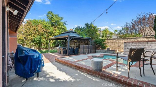 23420 Via Castanet, Valencia, CA 91355