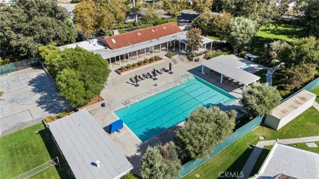 23420 Via Castanet, Valencia, CA 91355