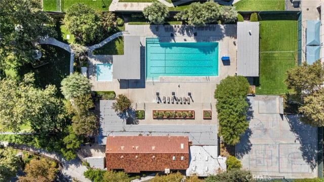 23420 Via Castanet, Valencia, CA 91355