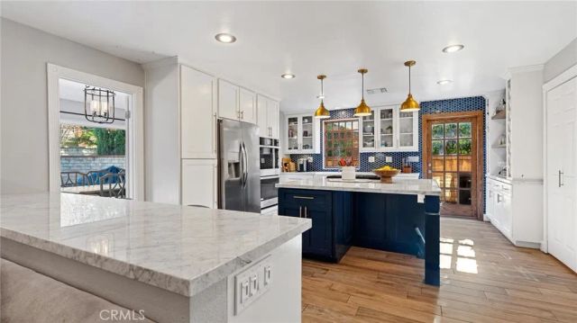 23420 Via Castanet, Valencia, CA 91355