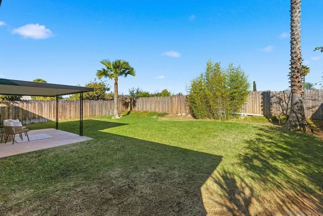 650 Olinda St, Escondido, CA 92027