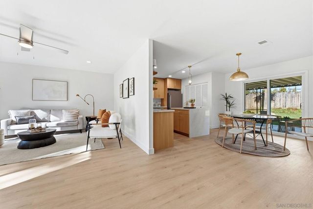 650 Olinda St, Escondido, CA 92027