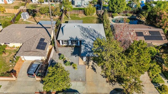 650 Olinda St, Escondido, CA 92027