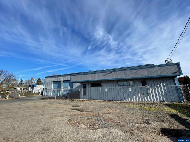 1180 Ford St NE, Salem, OR 97302