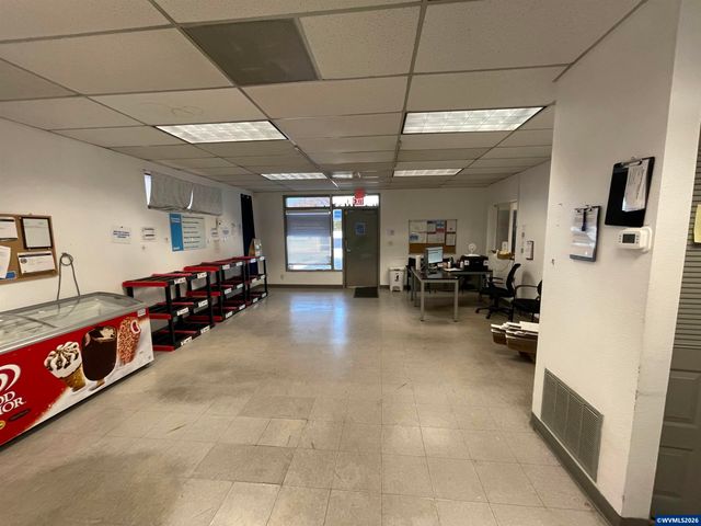 1180 Ford St NE, Salem, OR 97302