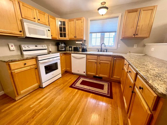 10 Absalom Lane, Hollis, NH 03049