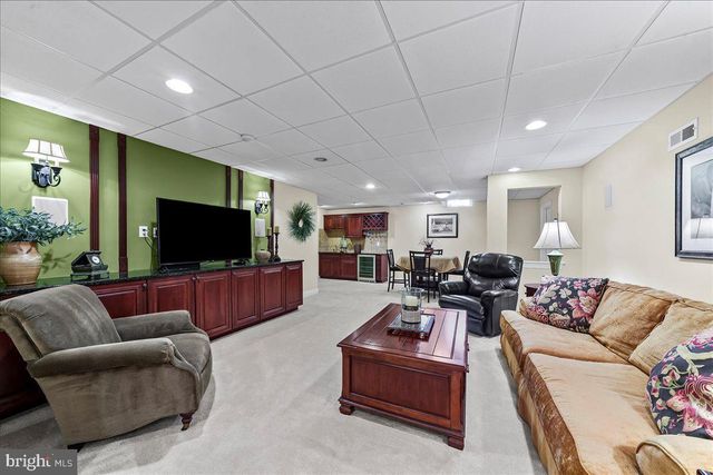 196 SLOAN RD, Phoenixville, PA 19460