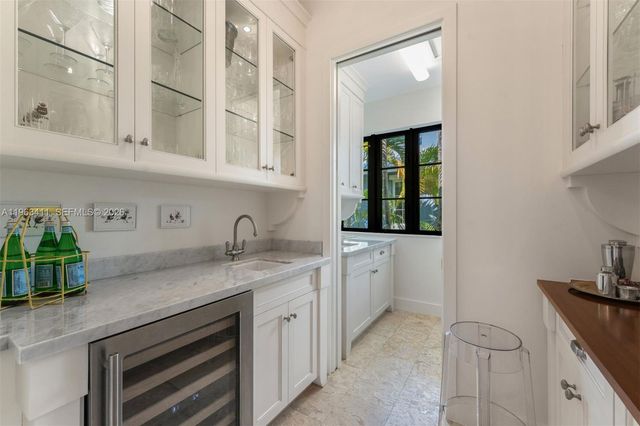 465 HAMPTON LN, Key Biscayne, FL 33149