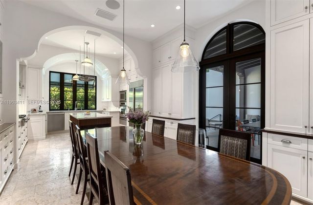 465 HAMPTON LN, Key Biscayne, FL 33149