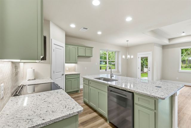714 E McGee Street, Sherman, TX 75090