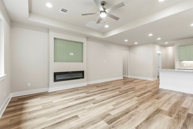 714 E McGee Street, Sherman, TX 75090