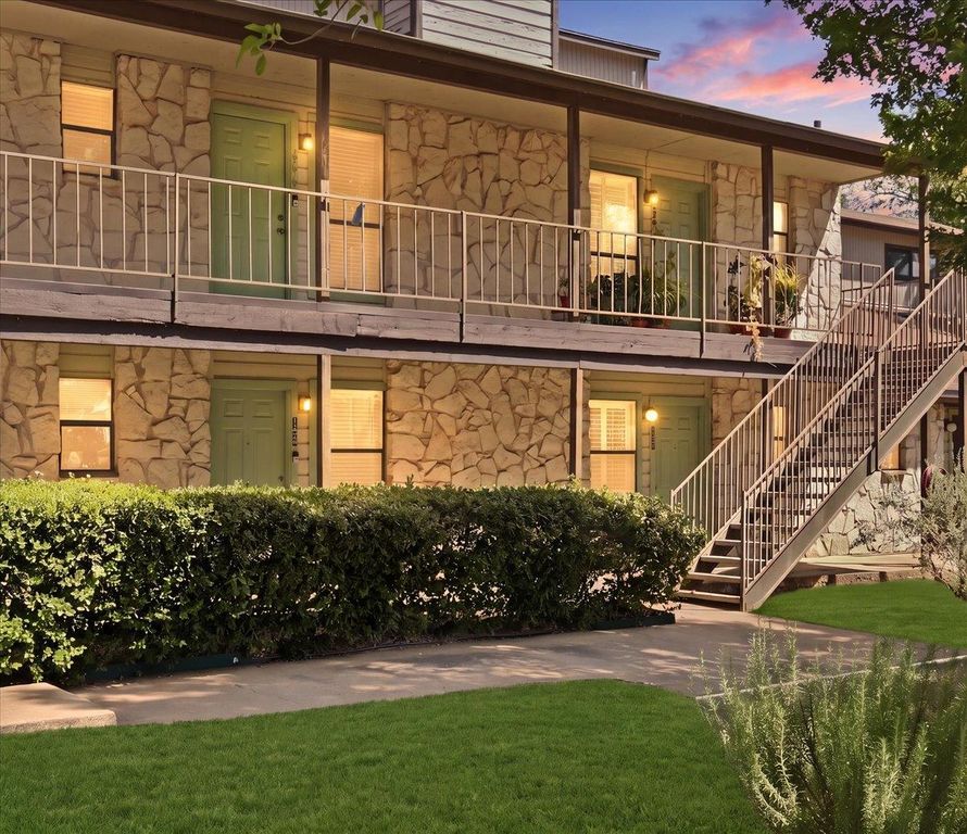 4307 S 1st ST 206, Austin, TX 78745
