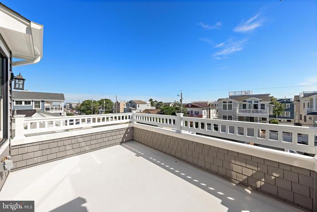7 E 19TH ST, Long Beach Township, NJ 08008