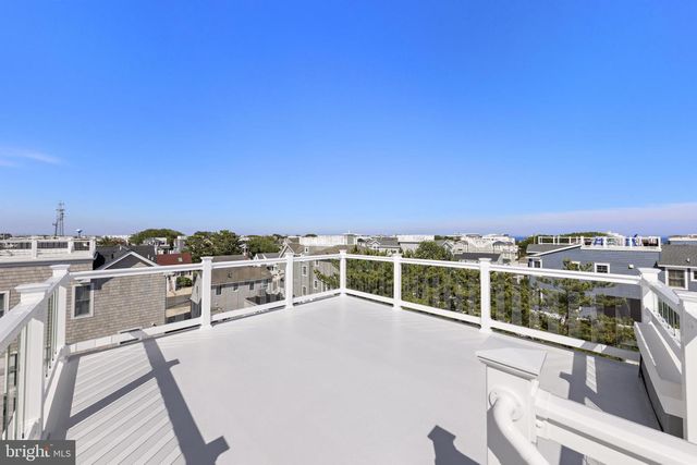 7 E 19TH ST, Long Beach Township, NJ 08008