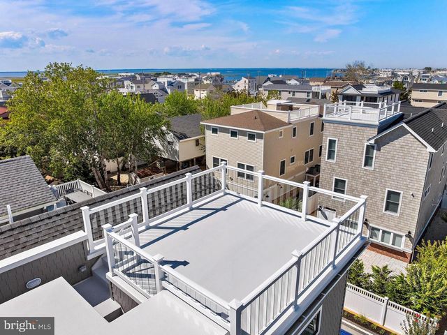 7 E 19TH ST, Long Beach Township, NJ 08008