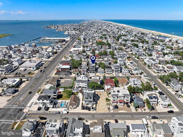 7 E 19TH ST, Long Beach Township, NJ 08008