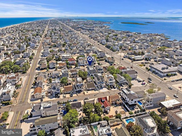 7 E 19TH ST, Long Beach Township, NJ 08008
