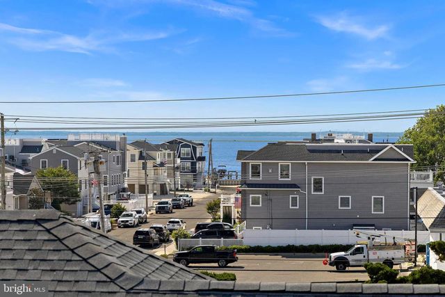 7 E 19TH ST, Long Beach Township, NJ 08008