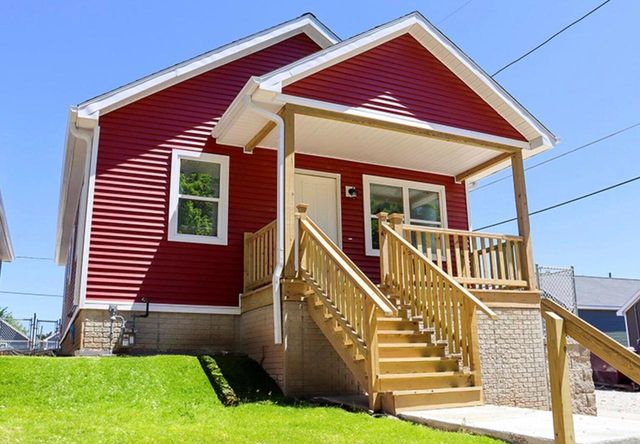 3160 N Palmer STREET, Milwaukee, WI 53212