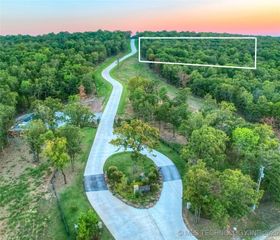 6 Patriot Pointe, Eufaula, OK 74432