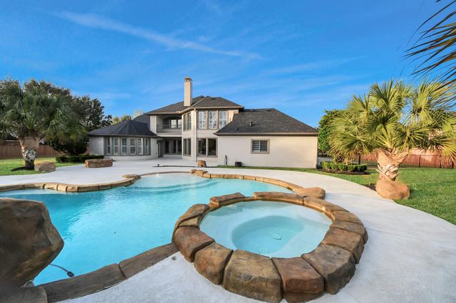 2211 Braer Ridge Drive, Katy, TX 77494