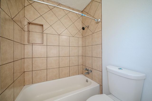 1102 Crosby Dayton Road, Crosby, TX 77532