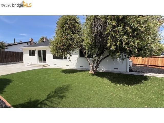 304 Huntington Dr, Antioch, CA 94509