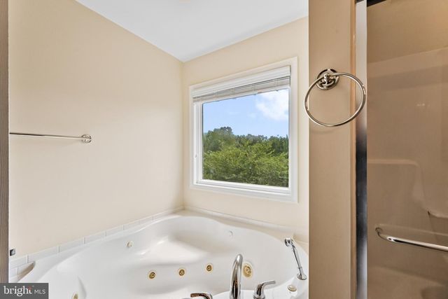 102 PRIMROSE PL, Winchester, VA 22602