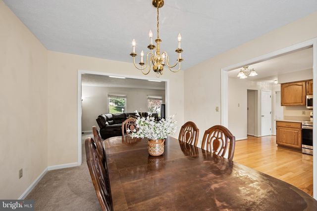 102 PRIMROSE PL, Winchester, VA 22602
