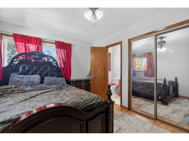 3332 Ne 132ND Ave, Portland, OR 97230